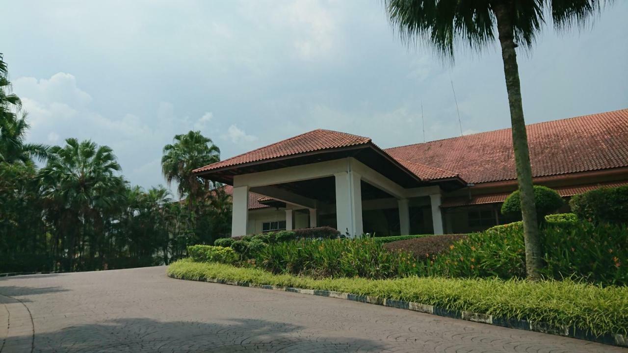 Homestay Bandar Putra Kulai Exterior photo